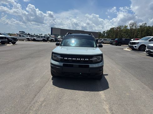 Used 2024 Ford Bronco Sport Outer Banks w/ Tech Package AWD/4WD image 2