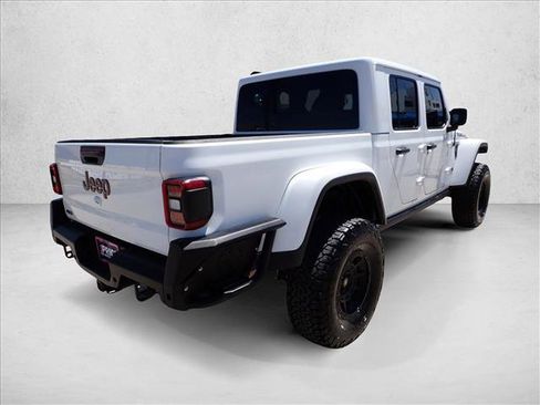 Used 2021 Jeep Gladiator Rubicon AWD/4WD image 4