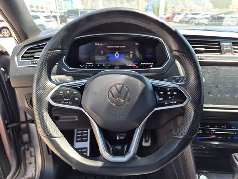 Used 2024 Volkswagen Tiguan SE R-Line AWD/4WD image 20