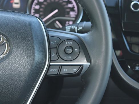 Used 2023 Toyota Camry XLE image 27