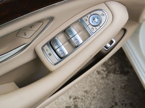 Used 2015 Mercedes-Benz S 550 S 550 image 19