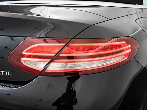 Used 2023 Mercedes-Benz C 300 4MATIC Cabriolet image 17