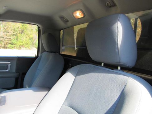 Used 2018 RAM 5500 SLT w/ Quick Order Package 29G SLT image 22