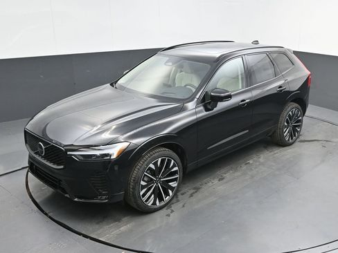 New 2026 Volvo XC60 B5 Ultra w/ Climate Package AWD/4WD image 22
