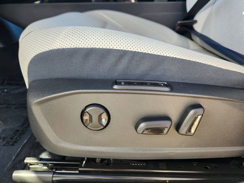 New 2026 Volkswagen ID.4 Pro S image 8