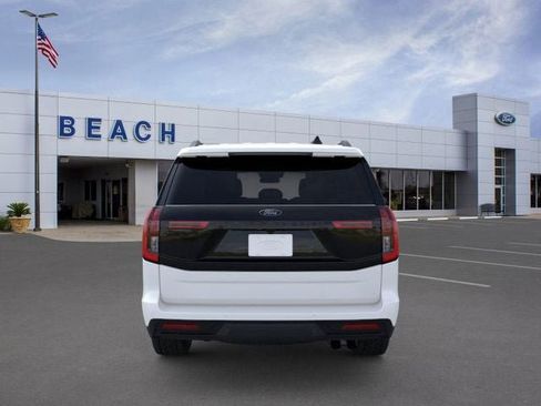 New 2026 Ford Expedition Tremor image 6