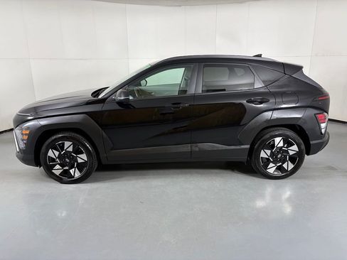Used 2025 Hyundai Kona SEL FWD image 5