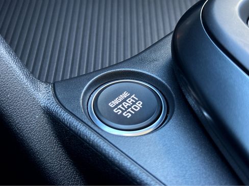 Used 2025 Kia K4 LXS image 10