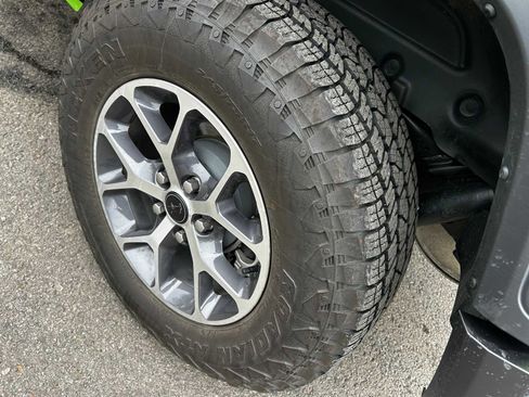 Used 2025 Jeep Wrangler Sport S image 14