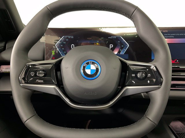 Used 2025 BMW i5 xDrive40 w/ Premium Package AWD/4WD image 25