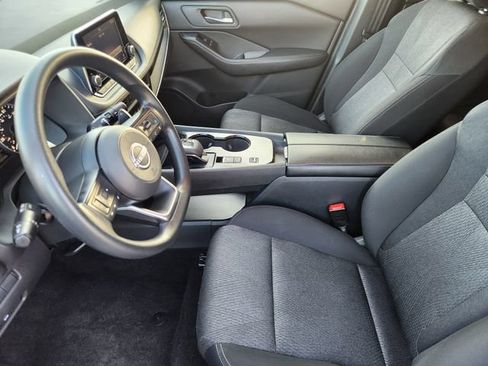Used 2024 Nissan Rogue SV FWD image 13