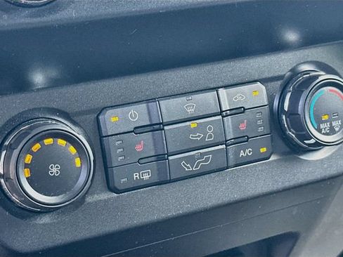 Used 2020 Ford F150 XLT w/ Equipment Group 302A Luxury AWD/4WD image 20