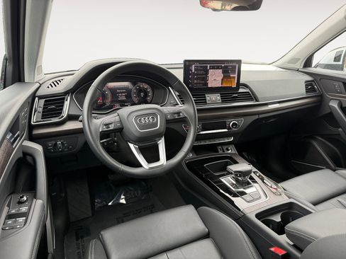 Certified 2025 Audi Q5 2.0T Premium Plus w/ Premium Plus Package image 15