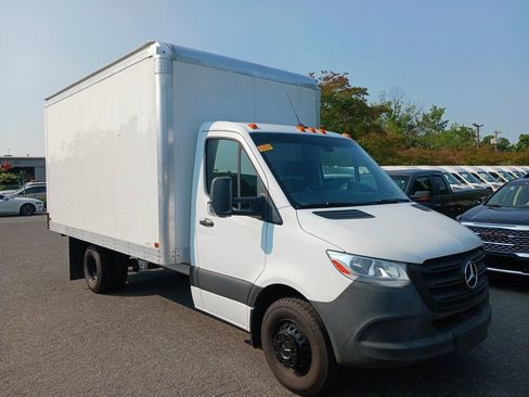 Used 2022 Mercedes-Benz Sprinter 3500 image 4