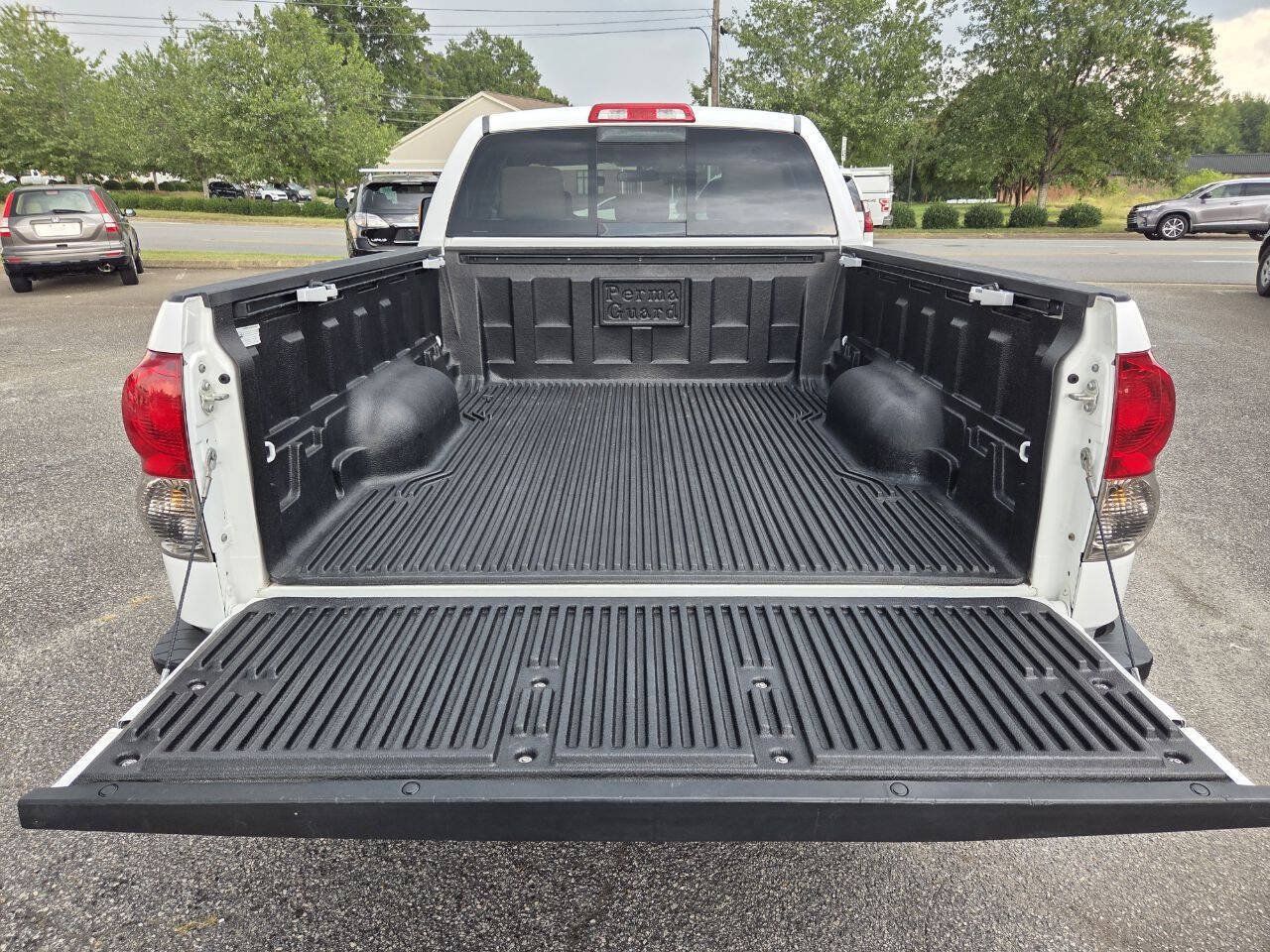 Used 2007 Toyota Tundra SR5 w/ TRD Off-Road Pkg RWD image 5