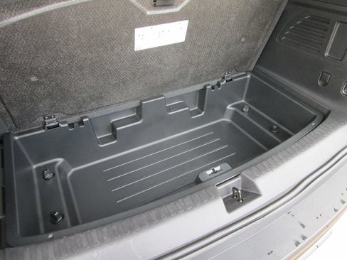 Used 2025 Buick Enclave Preferred FWD image 20