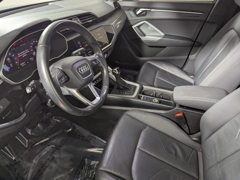 Certified 2023 Audi Q3 2.0T Premium w/ Convenience Package AWD/4WD image 31