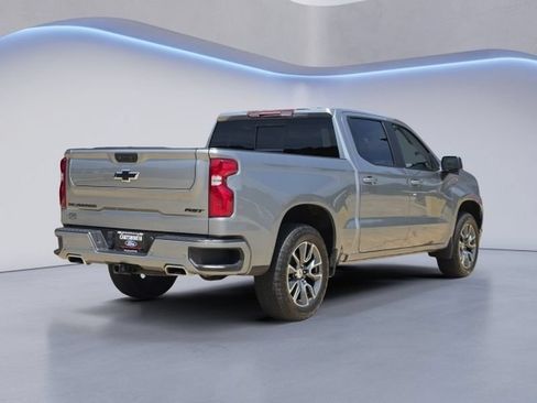 Used 2025 Chevrolet Silverado 1500 RST AWD/4WD image 3