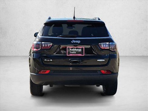 Used 2024 Jeep Compass Latitude AWD/4WD image 7
