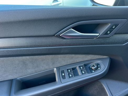 New 2025 Volkswagen GTI SE image 9