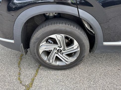 Used 2022 Hyundai Santa Fe SEL w/ Convenience + Premium Package FWD image 17