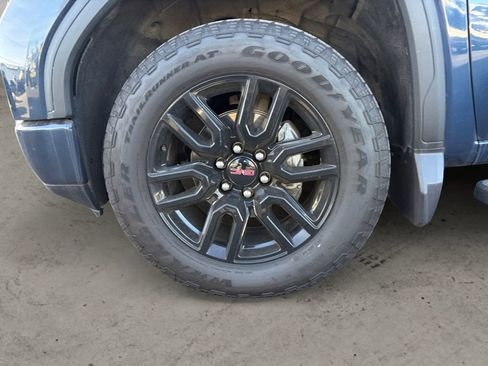 Used 2022 GMC Sierra 1500 Elevation image 9