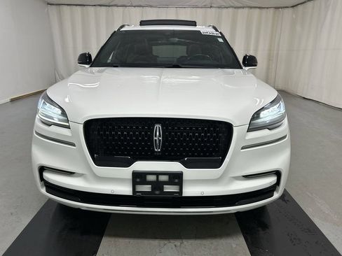 Used 2022 Lincoln Aviator Reserve w/ Equipment Group 201A AWD/4WD image 3