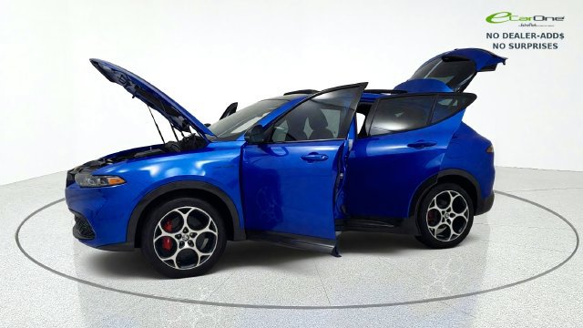 Used 2024 Alfa Romeo Tonale Veloce w/ Active Assist Package AWD/4WD image 14