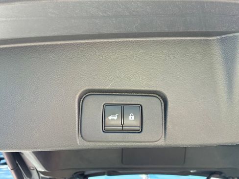 Certified 2023 Nissan Rogue SL w/ SL Premium Package AWD/4WD image 14