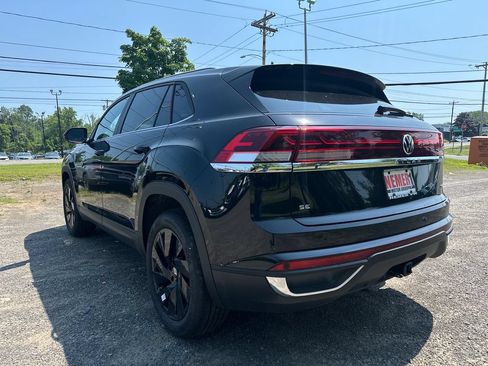 New 2026 Volkswagen Atlas Cross Sport SE AWD/4WD image 2