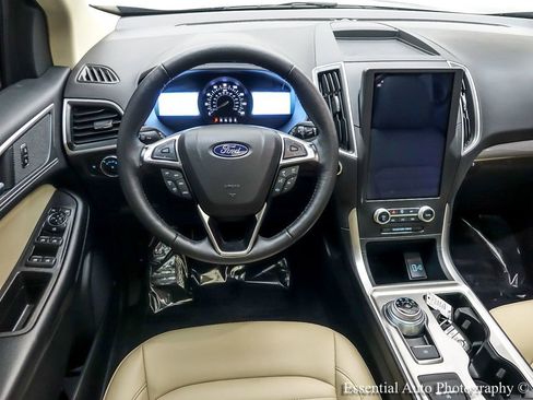 Used 2024 Ford Edge SEL w/ Convenience Package AWD/4WD image 15