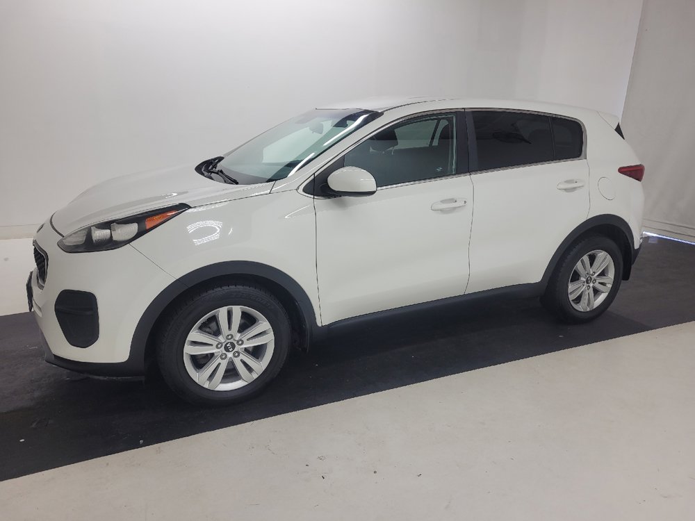Used 2017 Kia Sportage LX FWD image 2