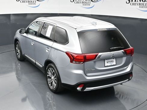 Used 2017 Mitsubishi Outlander ES FWD image 25