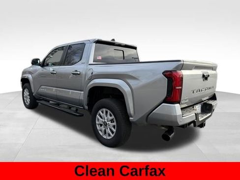 Used 2025 Toyota Tacoma SR5 image 6