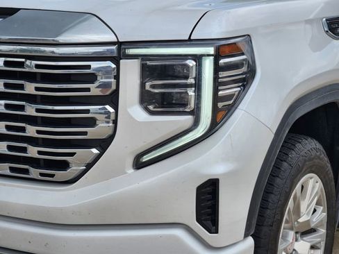 Used 2024 GMC Sierra 1500 Denali AWD/4WD image 9