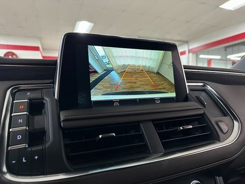 Used 2024 GMC Yukon XL SLT image 27