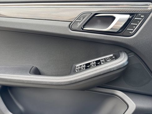 Certified 2026 Porsche Macan S AWD/4WD image 12