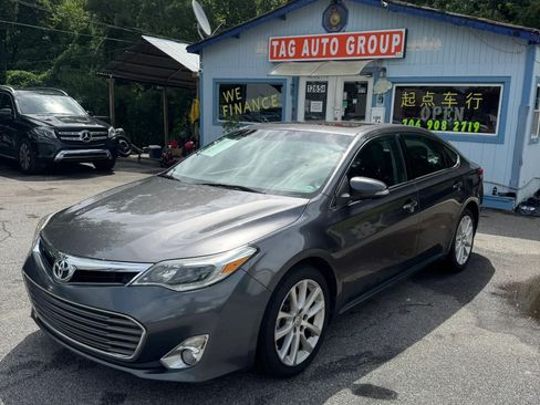 Used 2015 Toyota Avalon Limited FWD image 1
