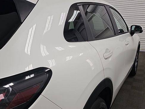 New 2026 Honda HR-V LX image 9