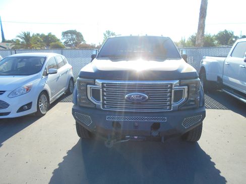 Used 2022 Ford F450 Platinum w/ Camper Package AWD/4WD image 2