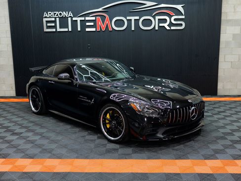 Used 2018 Mercedes-Benz AMG GT R image 3