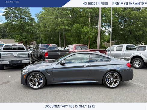 Used 2015 BMW M4 Coupe w/ Executive Package RWD image 2