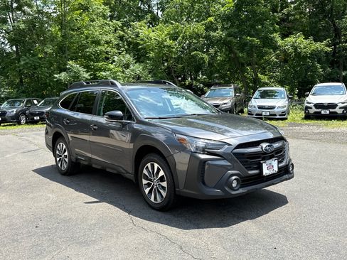 Certified 2023 Subaru Outback Limited AWD/4WD image 7