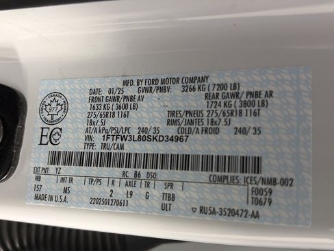 Certified 2025 Ford F150 XLT w/ Equipment Group 301A Standard image 9