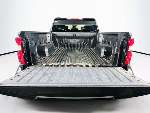 Used 2022 Chevrolet Silverado 1500 LT image 28