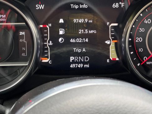 Used 2021 Jeep Wrangler Unlimited Rubicon AWD/4WD image 27