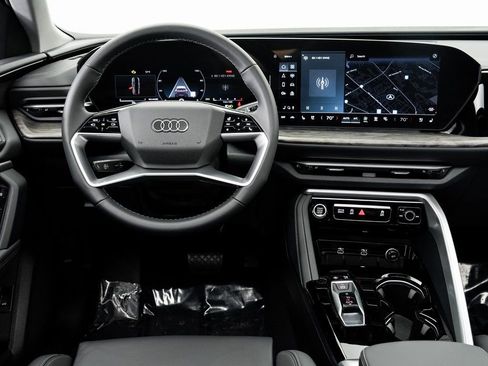 New 2025 Audi Q5 Premium Plus image 16