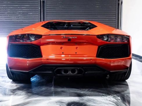 Used 2012 Lamborghini Aventador LP 700-4 AWD/4WD image 7