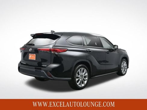 Used 2022 Toyota Highlander Limited image 6