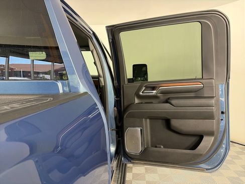 Used 2024 GMC Sierra 2500 Denali w/ Denali Reserve Package AWD/4WD image 28
